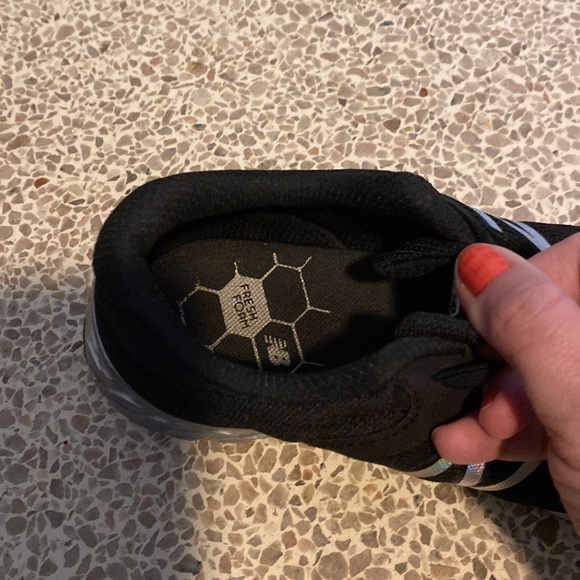 New boys shoes “Arishi Fresh Foam” - Picture 6 of 7